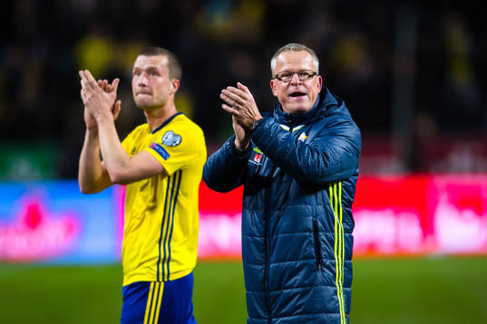 Sveriges Jakob Johansson och förbundskapten Janne