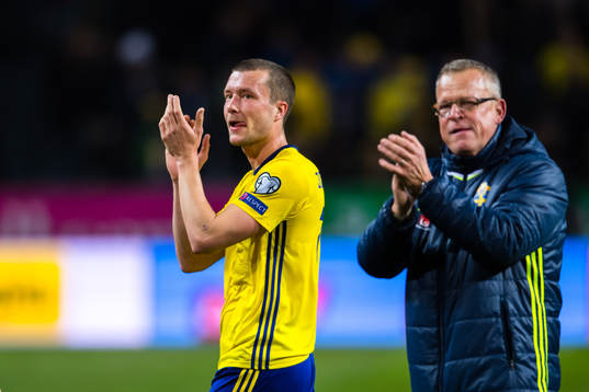 Sveriges Jakob Johansson och förbundskapten Janne