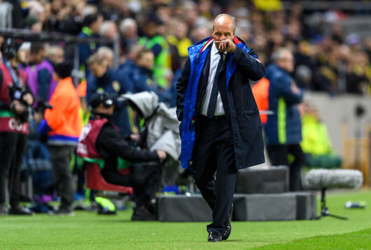 Italiens förbundskapten Gian Piero Ventura deppar