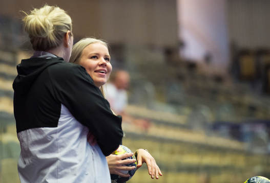 Sävehofs skadade Emma Ekenman Fernis pratar