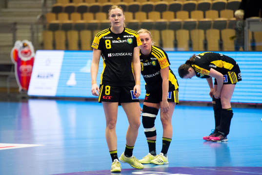 Sävehofs Johanna Forsberg och Hanna Örtorp deppar