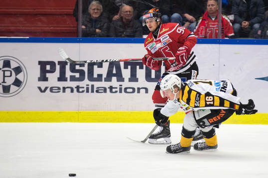 Örebros Libor Hudacek och Skellefteås Linus Lindström