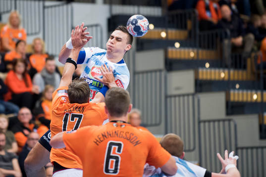 Pick Szegeds Bodo Richard  och Kristianstads Helge Freiman
