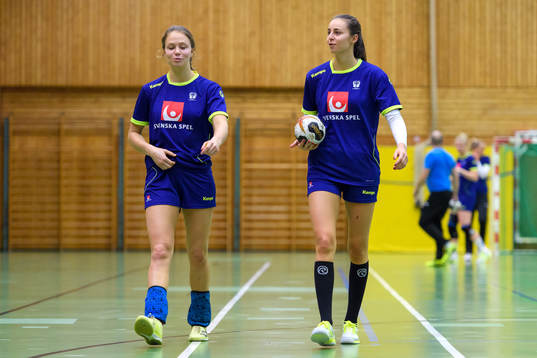 Olivia Mellegård och Daniela Gustin
