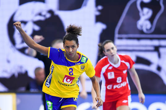 Sveriges Jamina Roberts jublar i matchen mellan Sverige och
