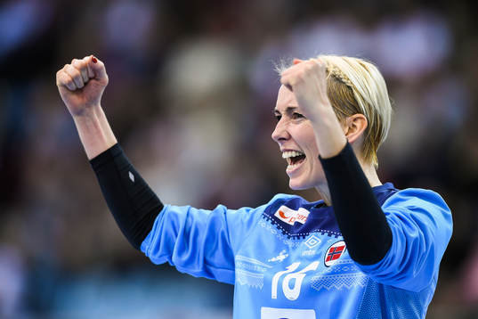 Norges målvakt Katrine Lunde matchen mellan Norge och