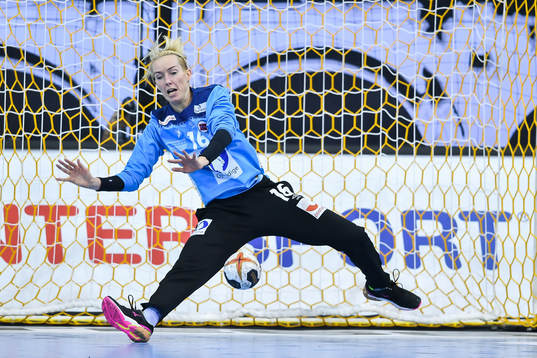 Norges målvakt Katrine Lunde i matchen mellan Norge och