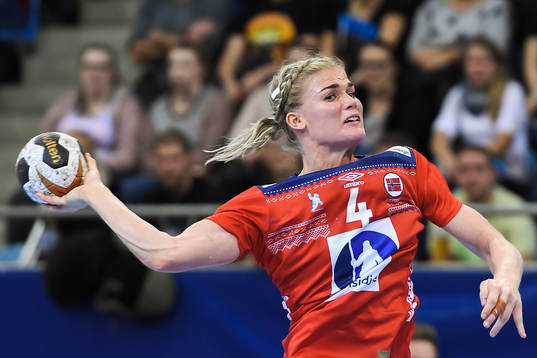 Norges Veronica Egebakken Kristiansen i matchen mellan