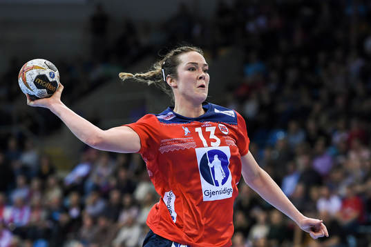 Norges Kari Brattset i matchen mellan Norge och Ungern