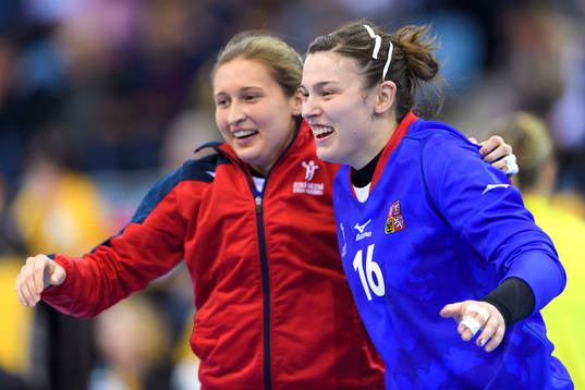 Tjeckiens Lucie Satrapova jublar