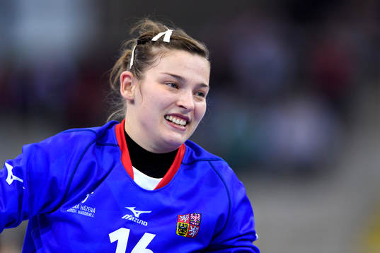 Tjeckiens Lucie Satrapova jublar