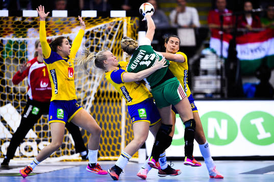 Sveriges Anna Lagerquist , Emma Fernis och Sabina Jacobsen