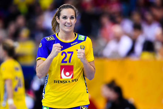Sveriges Sabina Jacobsen jublar