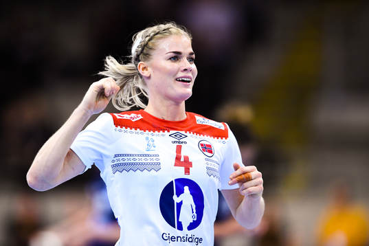 Norges Veronica Egebakken Kristiansen jublar i matchen