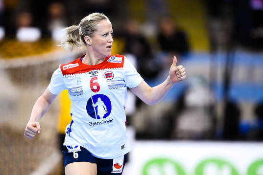 Norges Heidi Løke jublar  i matchen mellan Argentina och
