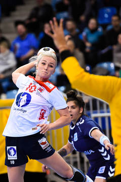 Norges Stine Bredal Oftedal i matchen mellan Argentina och
