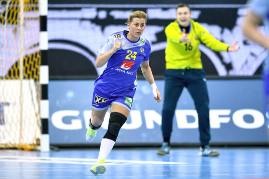 Sveriges Nathalie Hagman jublar