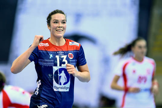 Norges Kari Brattset jublar