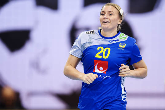 Sveriges Isabelle Gulldén jublar i matchen mellan Sverige