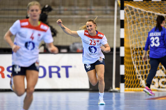Norges Camilla Herrem jublar i matchen mellan Tjeckien och