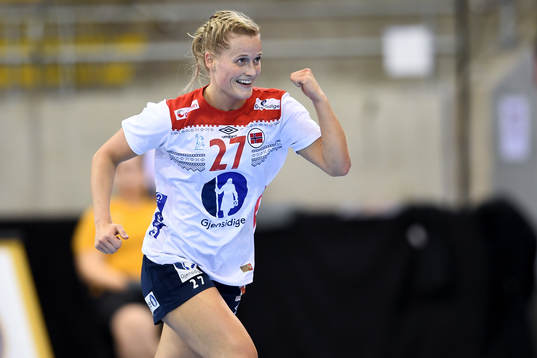 Norges Marit Rosberg Jacobsen jublar i matchen mellan