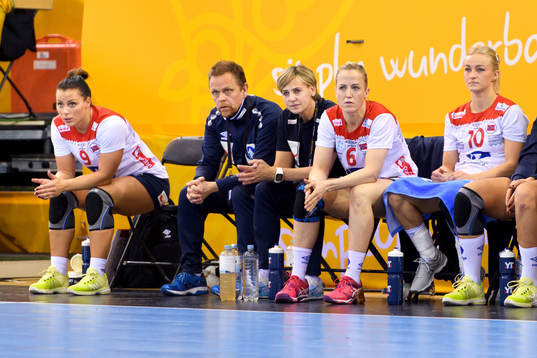 Norges Nora Mørk, Heidi Løke, förbundskapten Thorir
