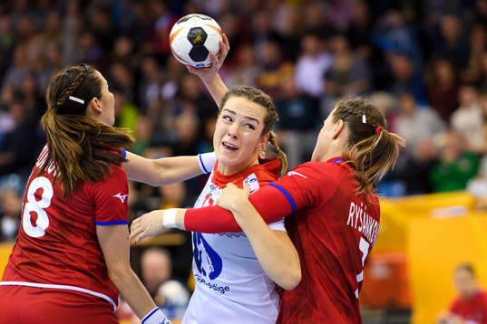 Norges Kari Brattset i matchen mellan Tjeckien och Norge