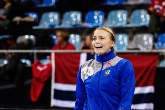 Sveriges Isabelle Gulldén värmer upp