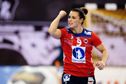 Norges Nora Mørk jublar i matchen mellan Norge och Sverige