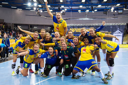 Sveriges spelare jublar