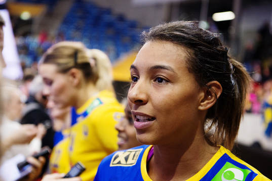 Sveriges Jamina Roberts intervjuad