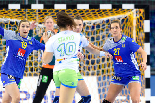 Sveriges Anna Lagerquist och Sabina Jacobsen i
