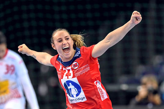 Norges Camilla Herrem jublar