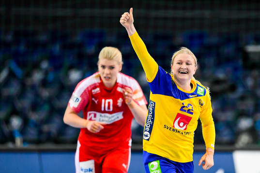 Danmarks Kathrine Heindahl deppar och Sveriges Hanna