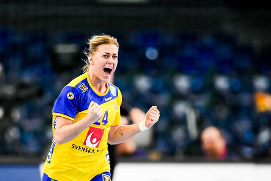 Sveriges Nathalie Hagman jublar i kvartsfinalen mellan