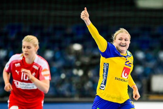 Sveriges Hanna Blomstrand jublar i kvartsfinalen mellan