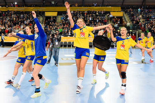Sveriges spelare jublar