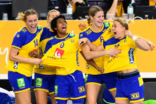 Sveriges Johanna Westberg, Loui Sand, Carin Strömberg och