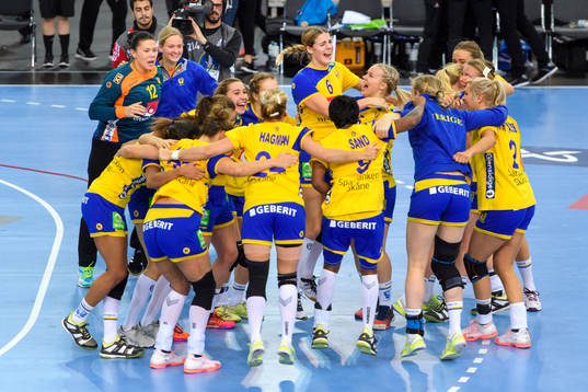 De svenska spelarna jublar