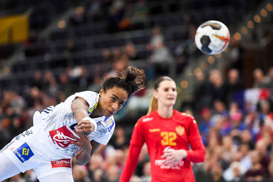 Frankrikes Estelle Nze Minko i kvartsfinalen mellan