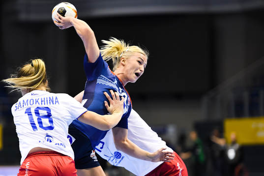 Norges Stine Bredal Oftedal  i kvartsfinalen mellan Norge