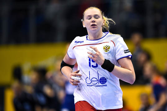 Rysslands Kseniia Makeeva deppar i kvartsfinalen mellan