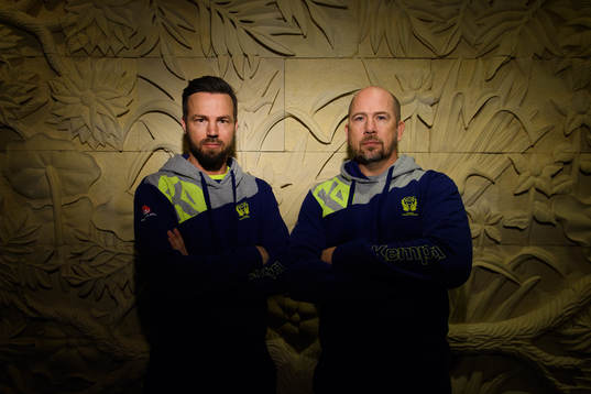 Förbundskapten Henrik Signell och assisterande