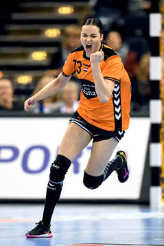 Nederländernas Yvette Broch jublar