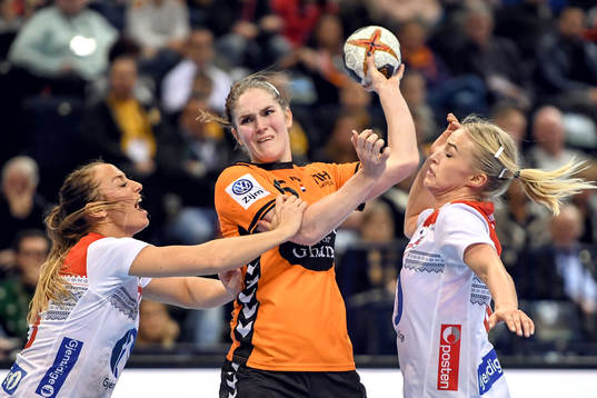 Norges Camilla Herrem och Stine Bredal Oftedal och