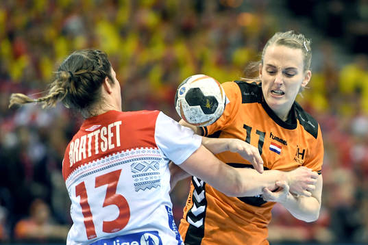 Norges Kari Brattset och Nederländernas Lynn Knippenborg