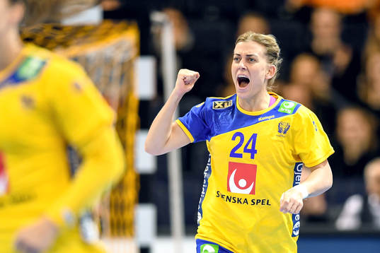 Sveriges Nathalie Hagman jublar