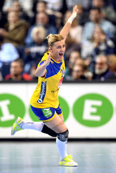 Sveriges Nathalie Hagman jublar
