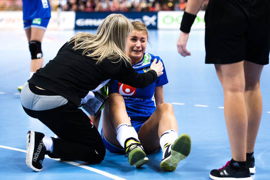 Sveriges Isabelle Gulldén får vård