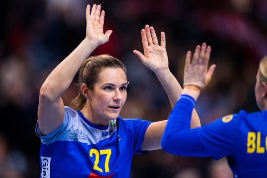 Sveriges Sabina Jacobsen jublar i bronsmatchen mellan
